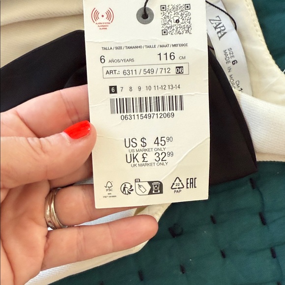 Elegant Cream Dress with Black Bow - New Zara - Picture 4 of 4